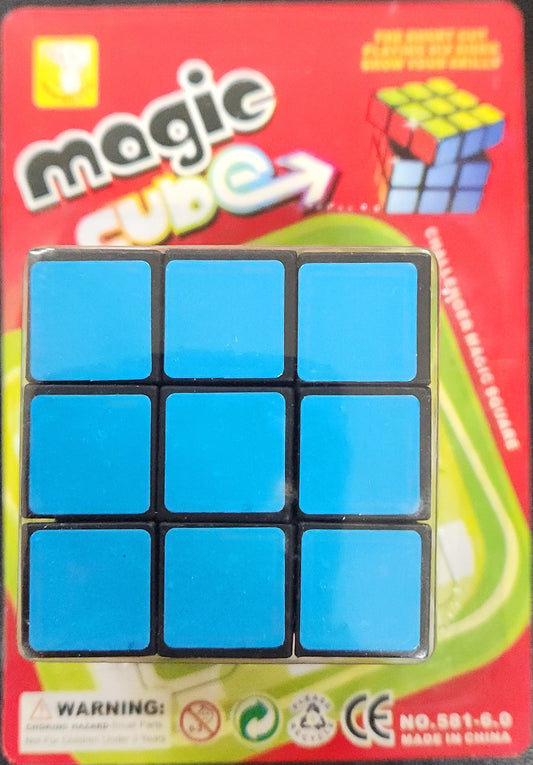 MAGIC CUBE PUZZLE IN CLAM SHELL (5.5cm)