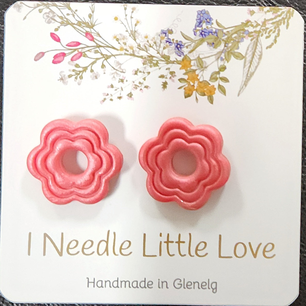 I Needle Little Love - Stud Earrings Floral