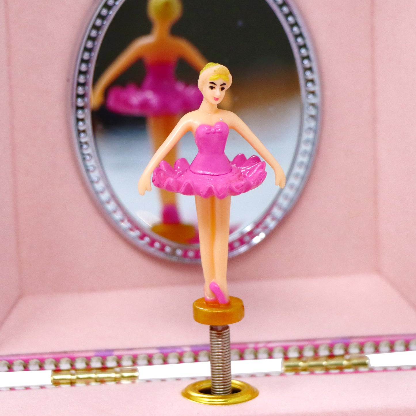 Pink Poppy - Ballerina Boutique Small Musical Jewellery Box